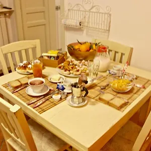 Appartement Vucciria 57 Locazione Turistica Nel Cuore Pulsante Della Movida!, Palerme